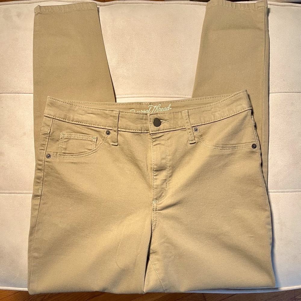 Universal Thread High Rise Jegging Size 10 EUC
